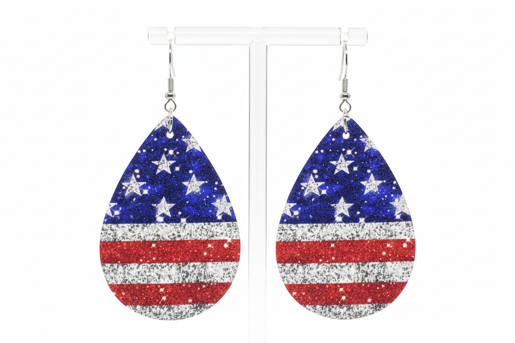 AMERICAN FLAG COLLECTION. Teardrop shaped earrings.