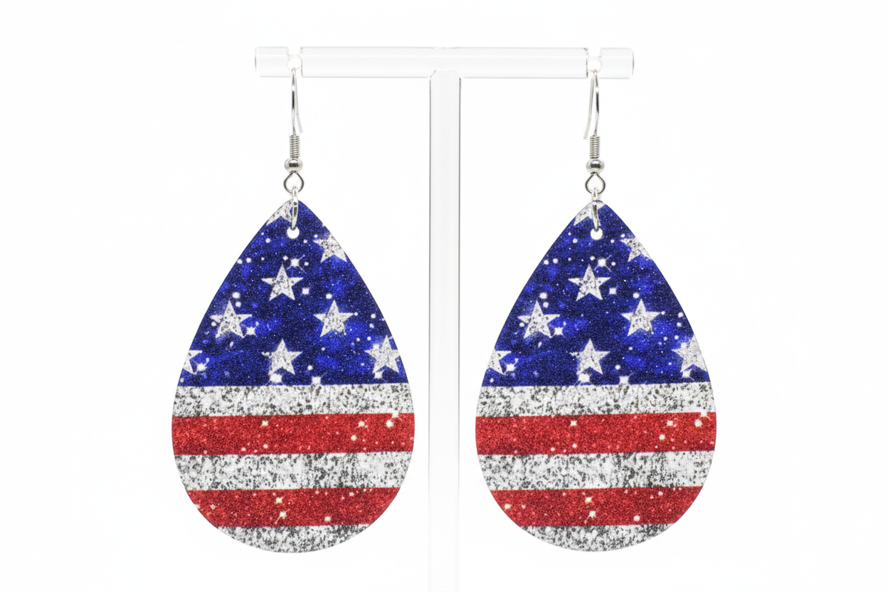 AMERICAN FLAG COLLECTION. Teardrop shaped earrings.