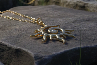 Vintage Sun Pendant Necklace.
