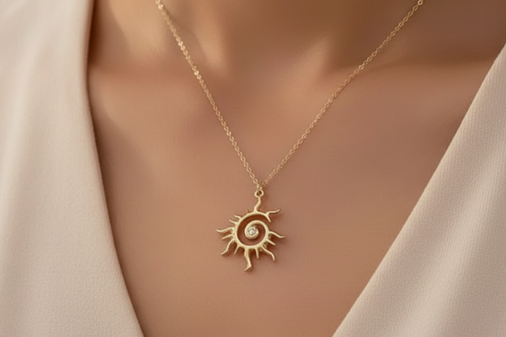 Vintage Sun Pendant Necklace.