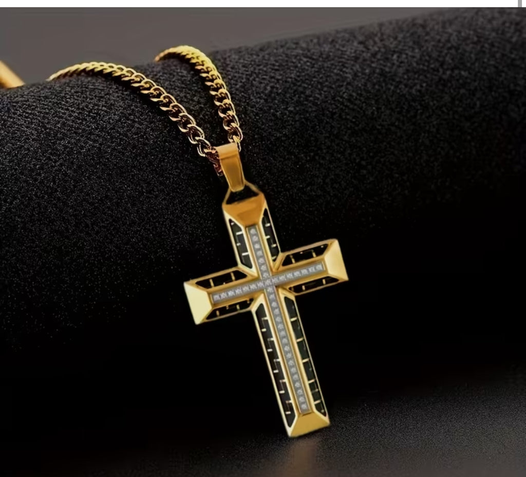 Gold and simulated diamonds cross necklace. 18k plated.