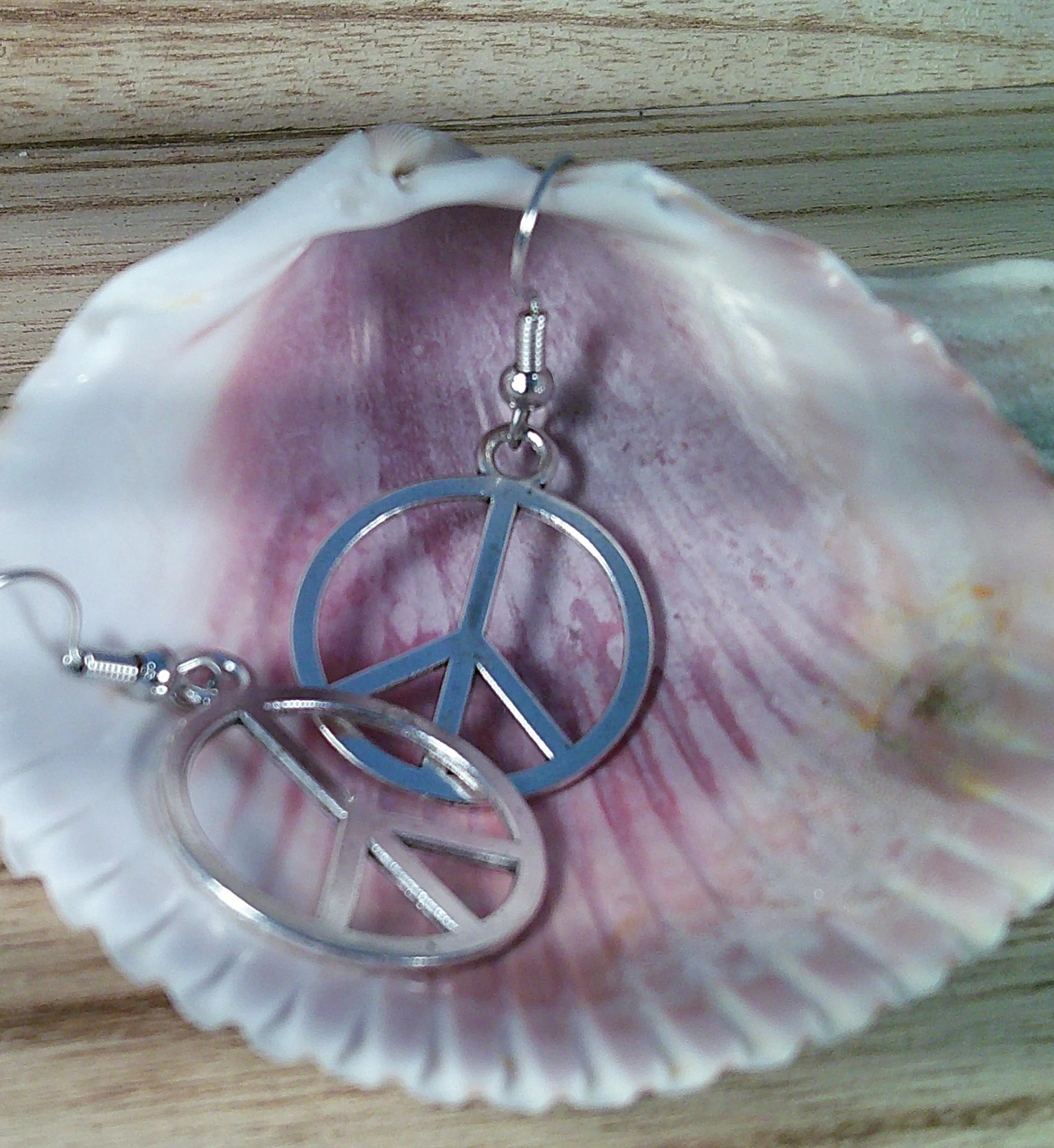 Peace Sign Earrings. Hippie fashion wear.