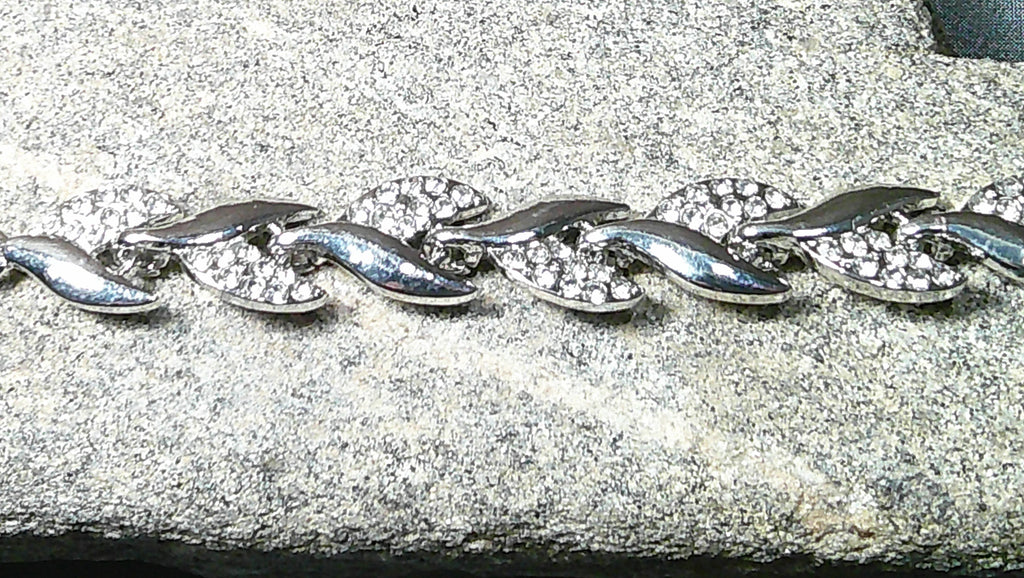 SILVER FAUX DIAMOND BRACELET.