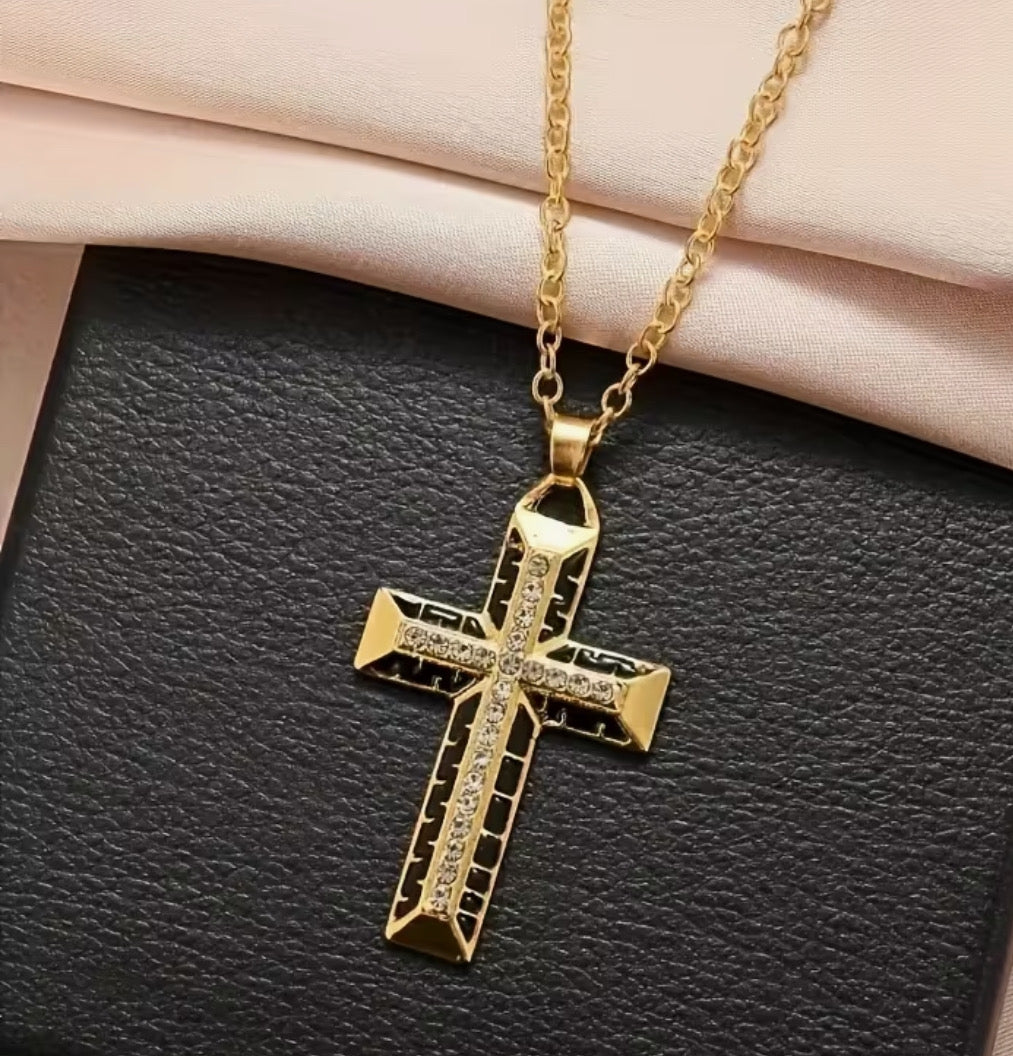 Gold and simulated diamonds cross necklace. 18k plated.